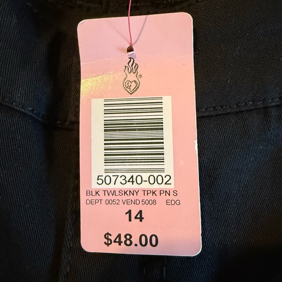 NWT Tripp NYC Black Twill Skinny Pants in Size 14S From Torrid - Picture 7 of 7